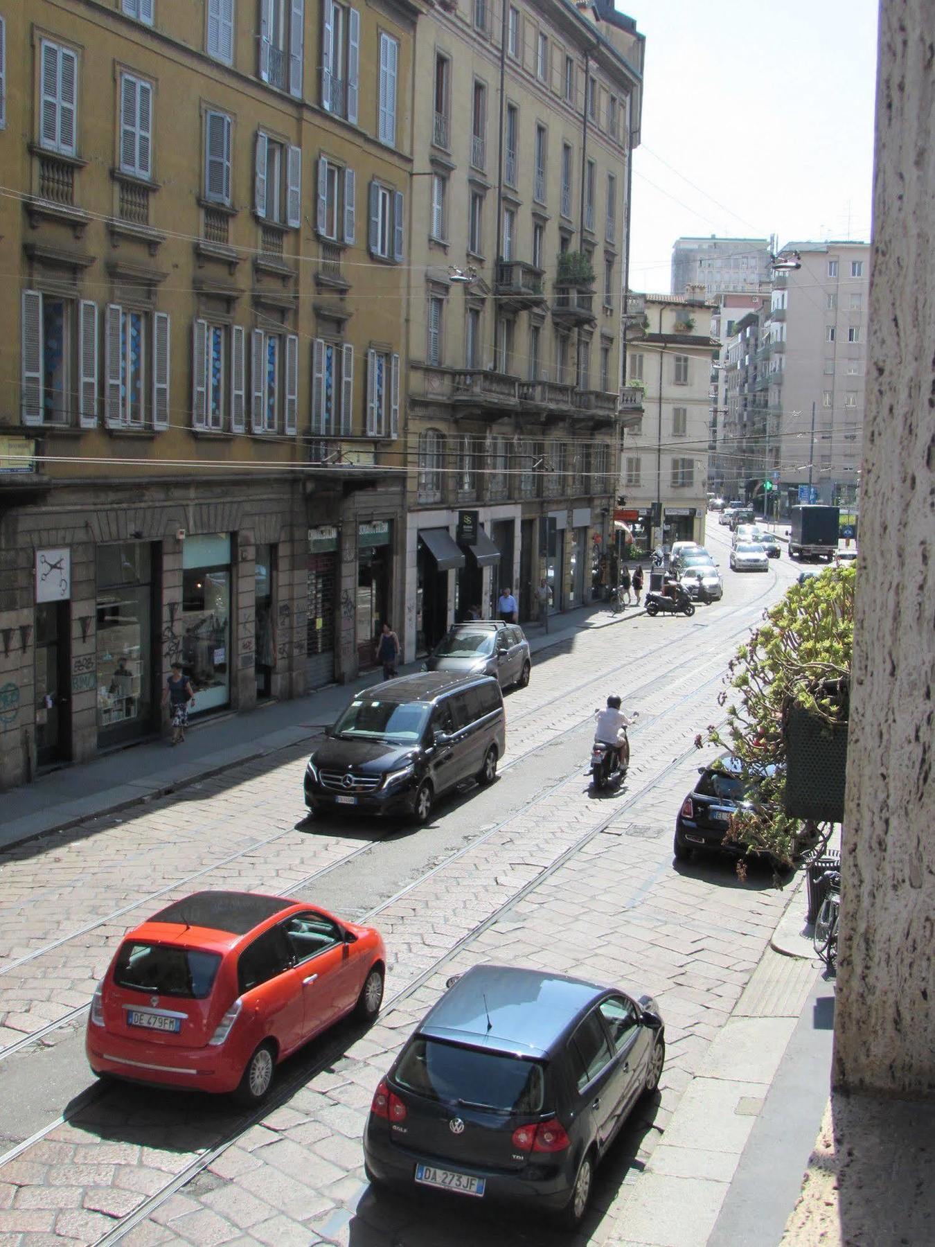 Innperfect Room Duomo Milão Exterior foto